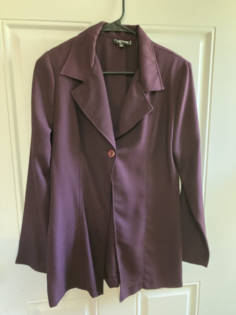 Woman's Burgundy Blazer